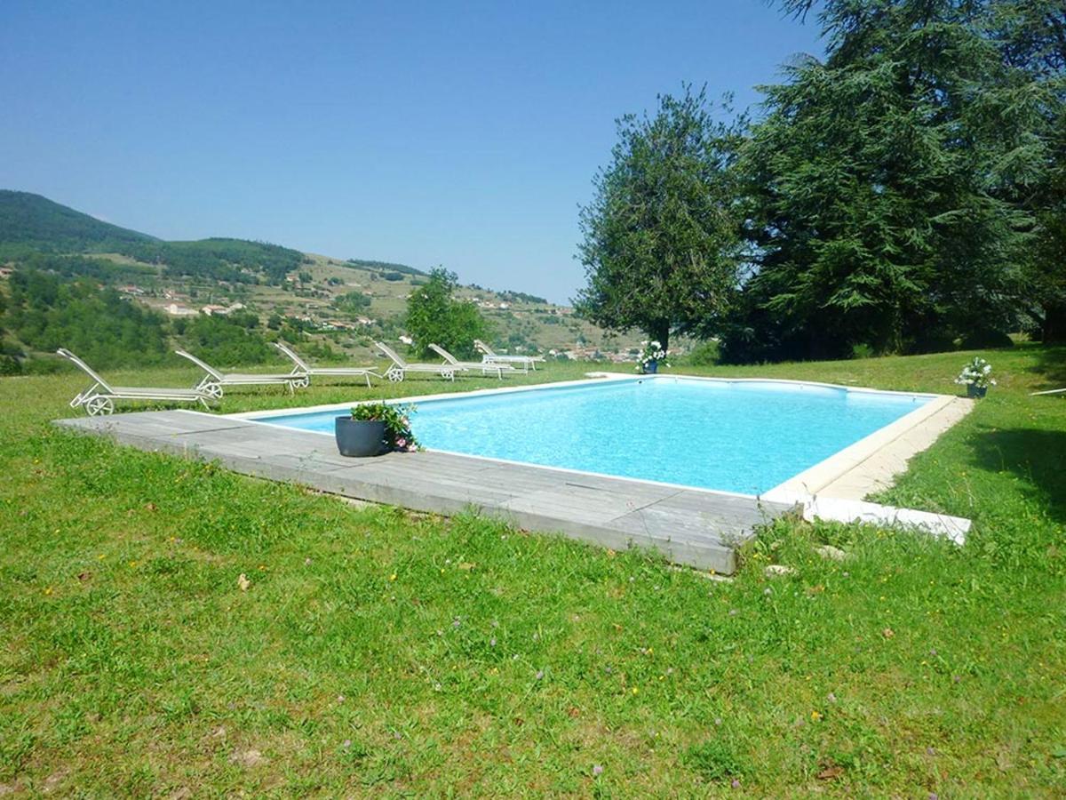 Demeure de 15 chambres avec piscine privee jardin clos et wifi a Satillieu Extérieur photo